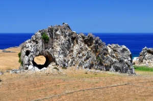 Η Τρυπητή στα Σκινάρια