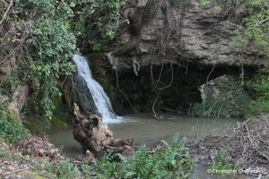 Καταρράκτης Αγίου Γεωργίου στα Πηρουνιανά