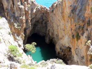 Λιμνοβάραθρο Βουρβουλίτης