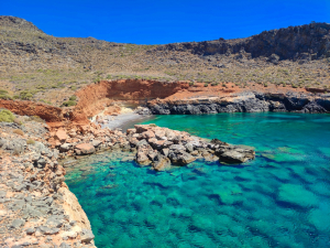 Roussospasma beach