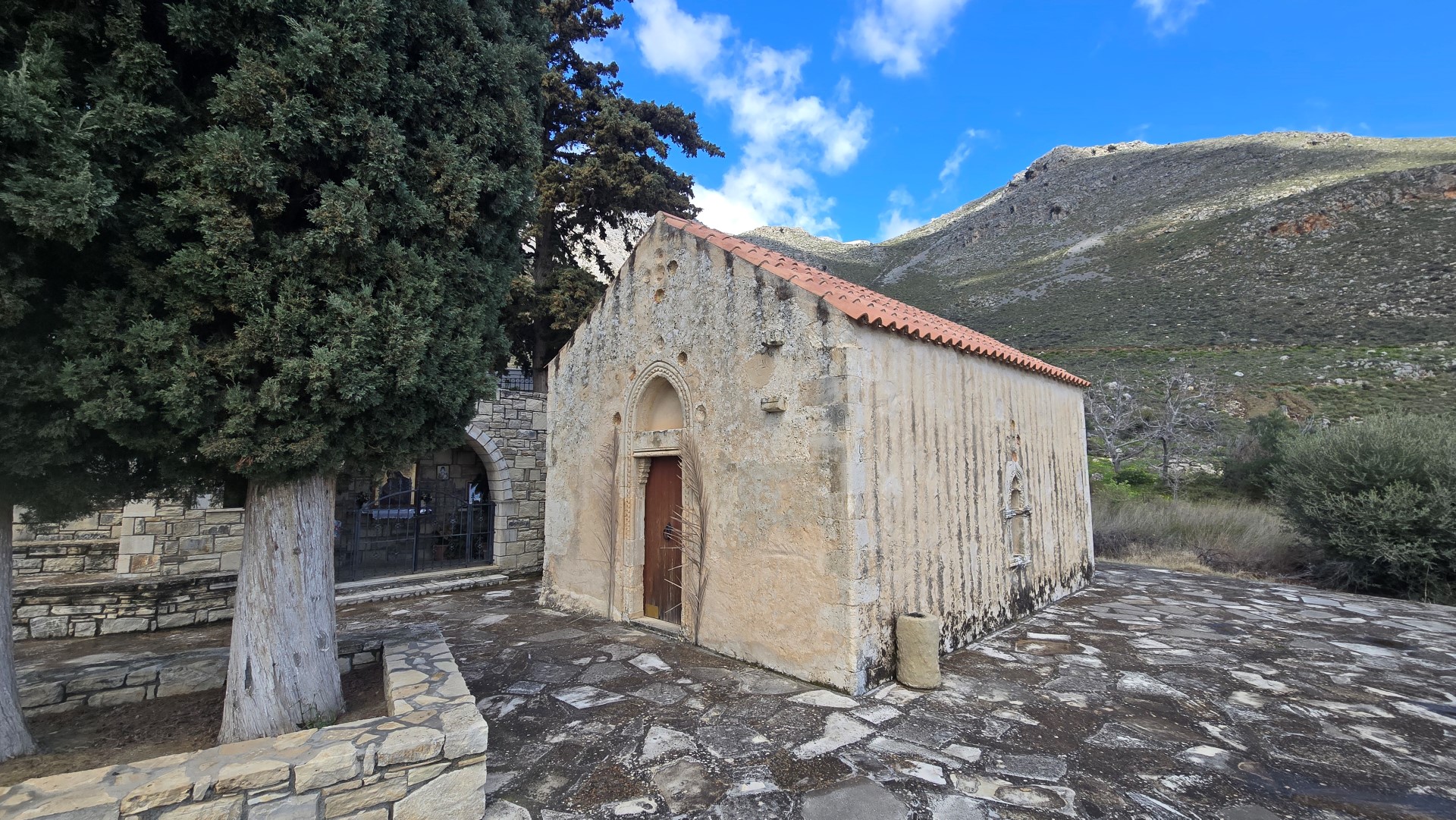 Ναός Παναγίας Χανουτιάς στη Γέργερη
